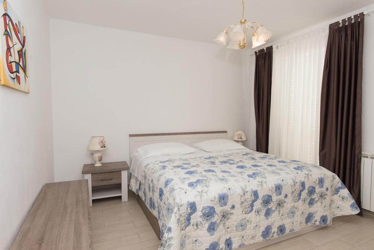 Apartments Lovric Vodice Luaran gambar