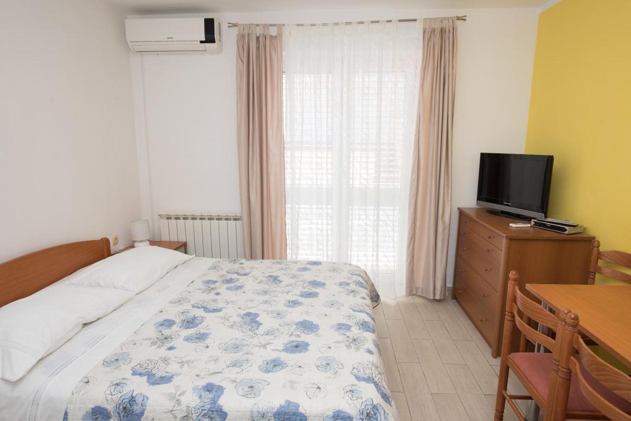 Apartments Lovric Vodice Luaran gambar