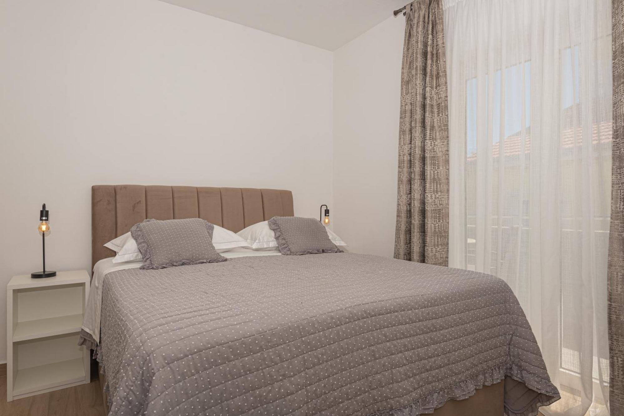 Apartments Lovric Vodice Luaran gambar