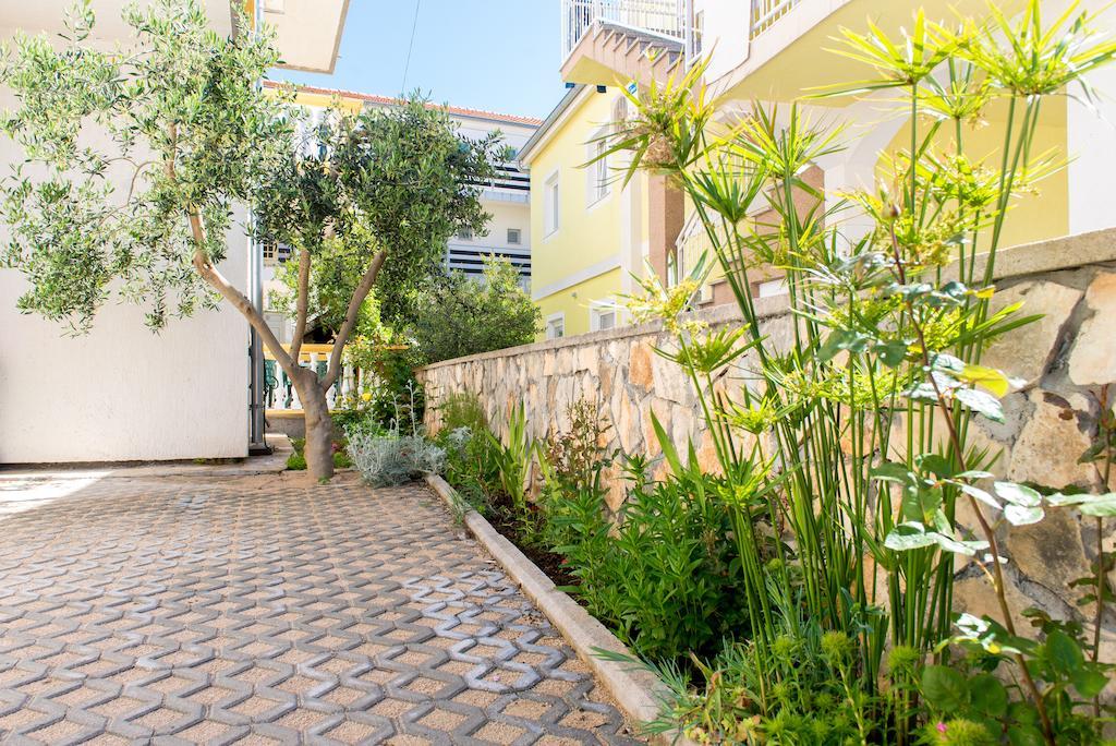 Apartments Lovric Vodice Luaran gambar